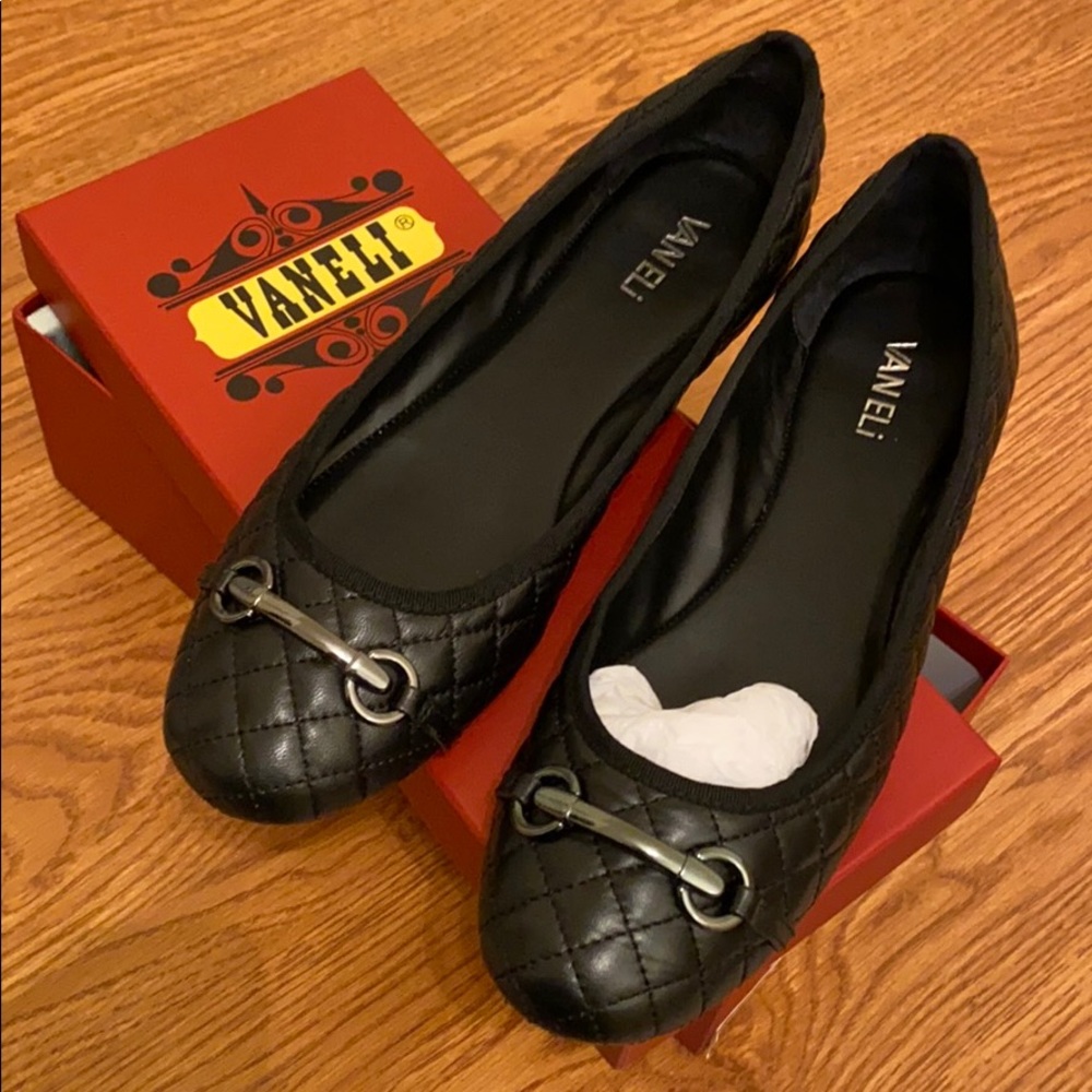VANELI Flats